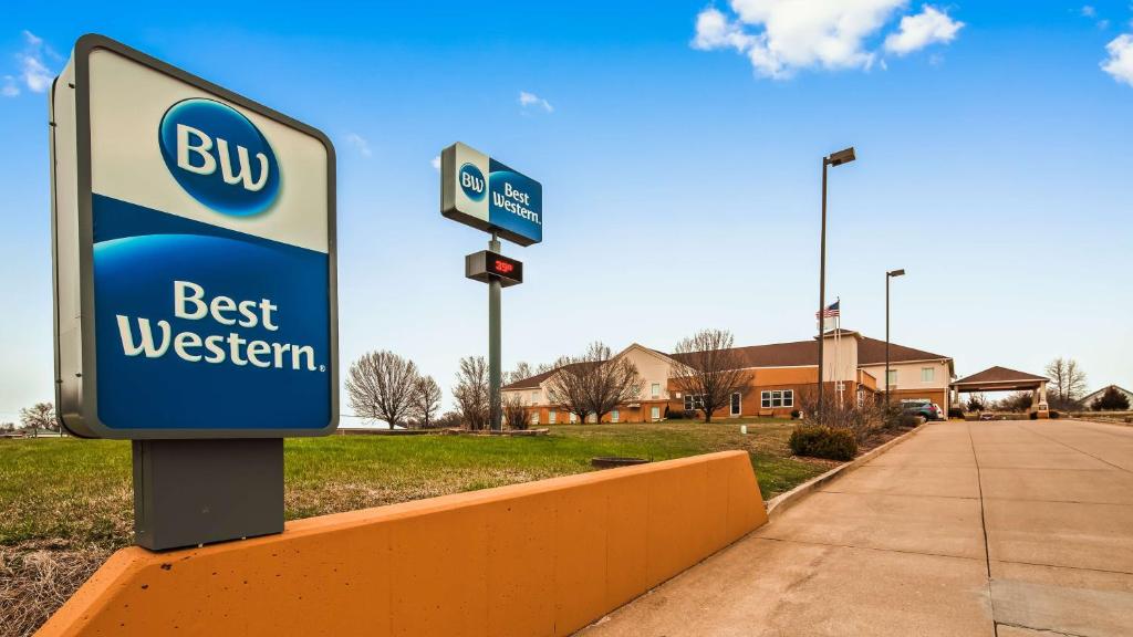 Best Western Teal Lake Inn Main image 1